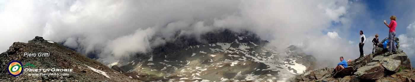 60 Panoramica da Cima Fontana con in fronte Piz Varuna.jpg